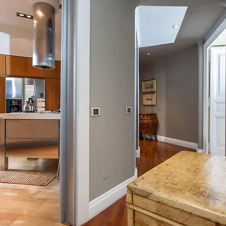 Lepanto Deluxe Penthouse *
